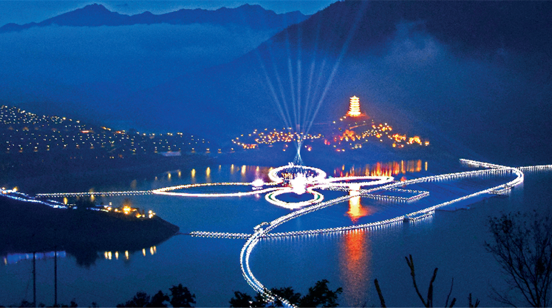 红水河夜景
